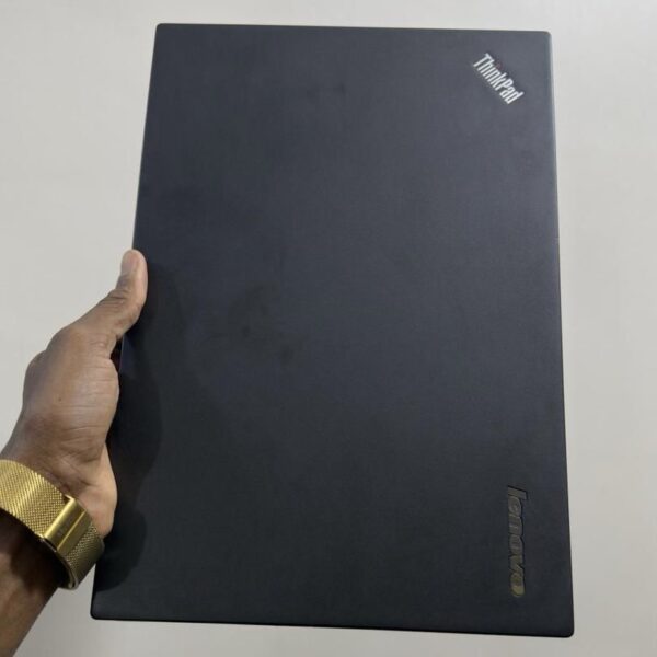 Lenovo thinkPad T440
Tactile 500gb hdd / 256gb ssd – Image 3