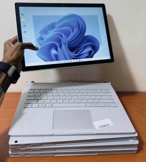 Microsoft Surface Book 2 – Image 2